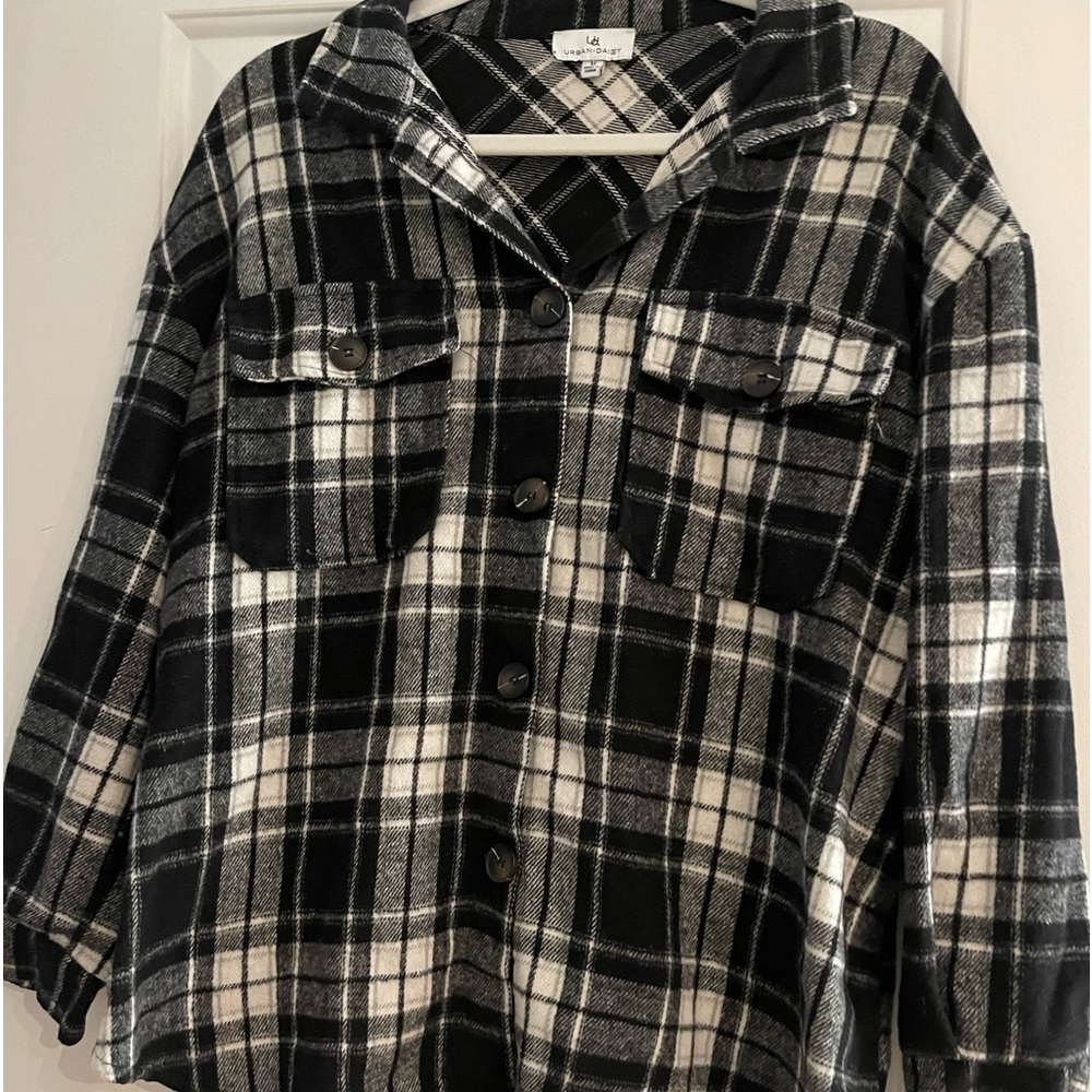 Urban Daisy Plaid Button-Down Flannel
